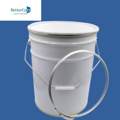 Cubo blanco de capa de soldadura de la pintura, cubo de 5 metales con el anillo de cerradura del hierro